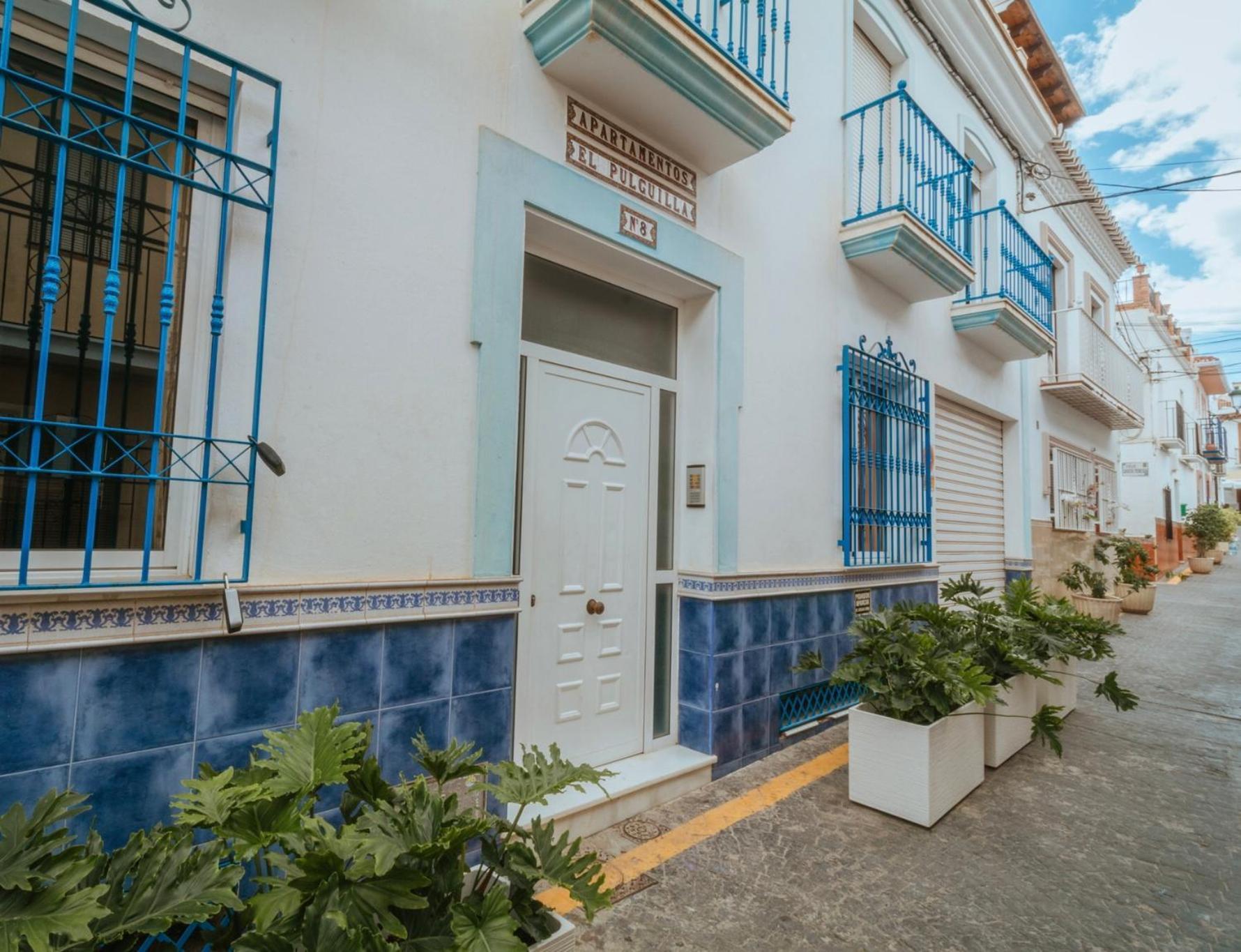 Las Flores Apartments Nerja Ngoại thất bức ảnh